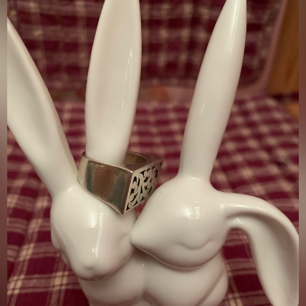 Lois Hill sterling silver Filigree Square Ring - Picture 2 of 4